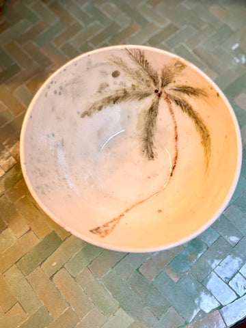 Bowl de gres pintado a mano. Palmeras.