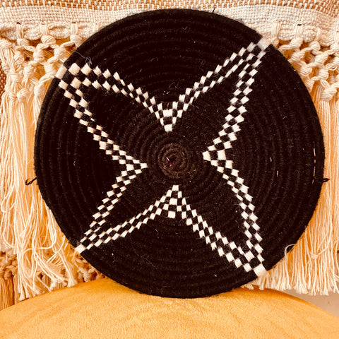 Plato Essaouira Negro y Blanco (ø 24 cm)